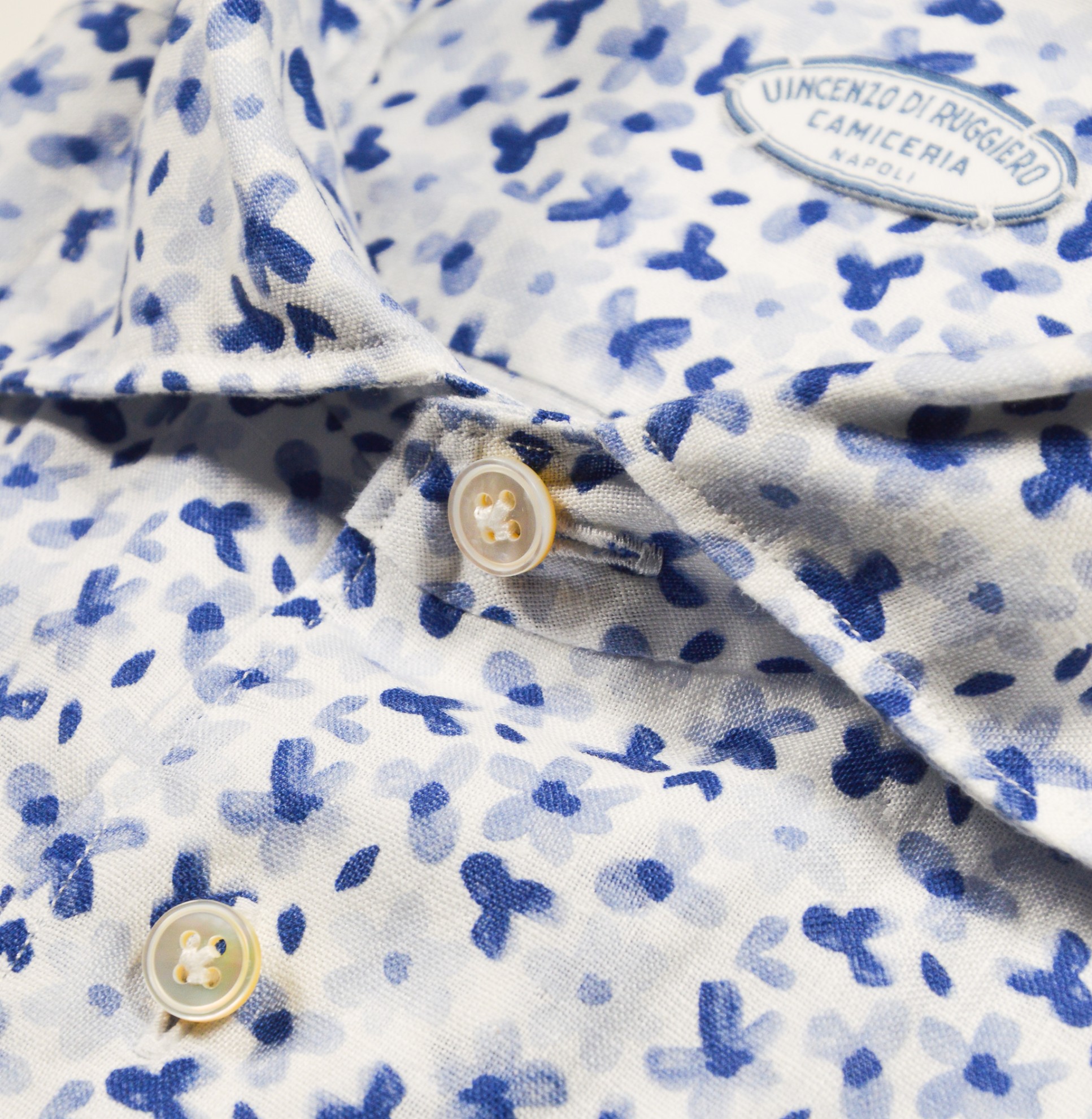 Immagine: Camicie tessuto stampato