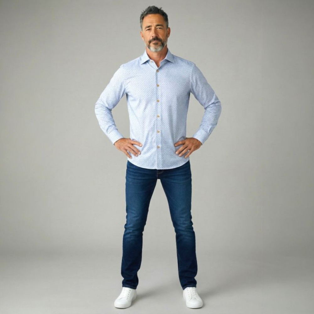 Immagine di Camicia in cotone  bianca con fantasia azzurra