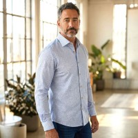 Immagine di Camicia in cotone  bianca con fantasia azzurra