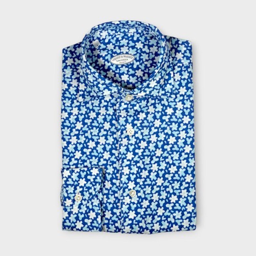 Immagine di Camicia in lino blu  fantasia con fantasia floreale azzurra e bianca